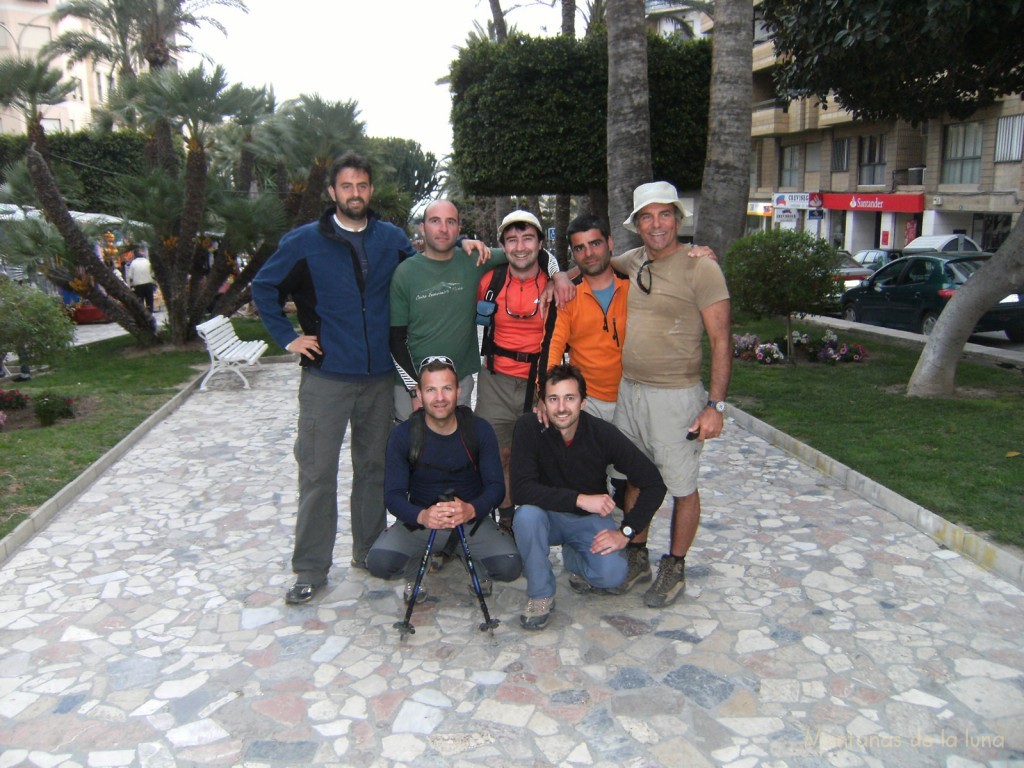 De izquierda a derecha: Antonio Manzanera, Miguel Ángel Sala, Tomás, Joaquín, David, Gonzalo y Adrián en Crevillente